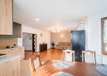 Dwa domy w cenie jednego - do zamieszkania - nad jeziorem - Brudnów