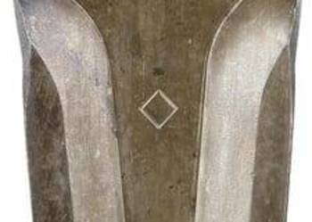 Nożyk kosiarki rotacyjnej lewy/prawy 132x50x4 mm owalny otwór 23.0x20.5 mm… Nożyk kosiarki rotacyjnej lewy/prawy 132x50x4 mm owalny otwór 23.0x20.5 mm…