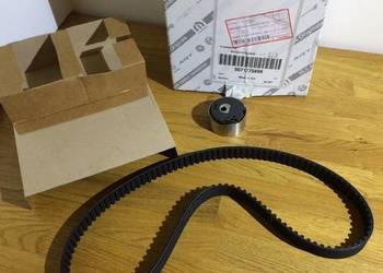 Fiat Panda pasek + napinacz  71775898  1.1 8V
