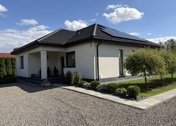 Dom 88,6 m² działka 57 arów z wyposażeniem, fotowoltaika, garaż, wiata