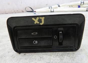 PRZYCISK KLAPY JAGUAR XJ X351 AW93-11654-AA PRZYCISK KLAPY JAGUAR XJ X351 AW93-11654-AA