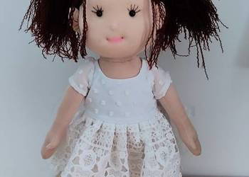 Lalka szmaciana stojąca i siedząca