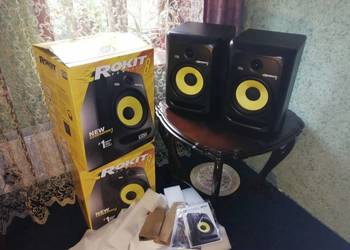 Studiomonitory KRK Rokit 8 G3