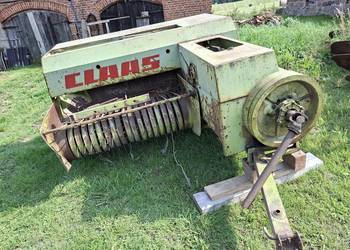 Prasa kostkujaca Claas Markant 50