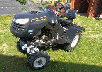 Sprzedam traktorek z napędem 4x4 oraz kompletnym osprzętem w postaci przycz