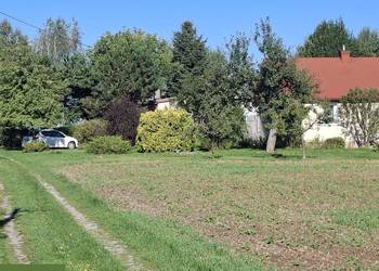 Działka siedliskowa 5271 m² w cichej wsi