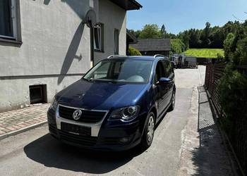 Vw Turan 2,0 tdi do naprawy blacharsko lakierniczej świeżo sprowadzony