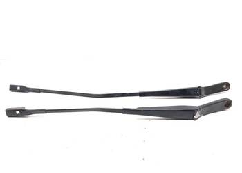 RAMIĘ WYCIERACZKI KOMPLET PRZÓD AUDI A6 C7 11-18 4G1955407D MOCOWANIE