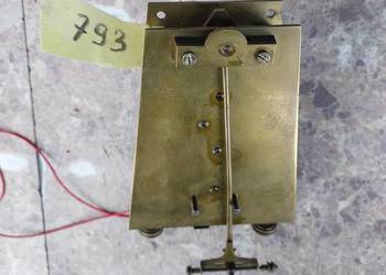 793 Mechanizm starego zegara linkowego żyłkowego chodzik
