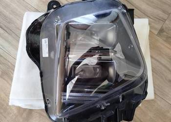 Hyundai Tucson lift lV  lampa przednia prawa Dolna 92102N7800