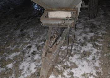 Rozsiewacz do wapna piast rcw