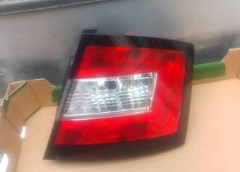 6V6945096 Lampa tył tylna prawa SKODA FABIA  III