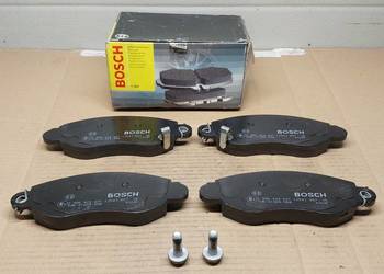 BOSCH KLOCKI HAMULCOWE PRZÓD FORD TRANSIT 2000-2006