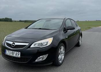 Opel Astra J