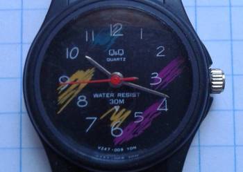 ZEGAREK MARKI Q&Q QUARTZ