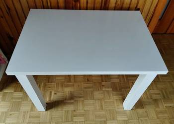 Biały stolik, polysk