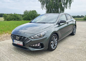 Hyundai i30 Fastback 1.5 T-GDi Automat 7DCT 48V 160KM Smart Salon Polska 4…