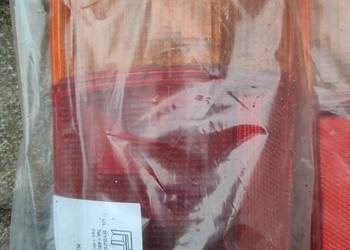 Nowe klosze lamp tylnych fiat 126p