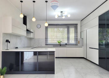 Nowoczesny wolnostojący dom 168m2 w Adamowiźnie