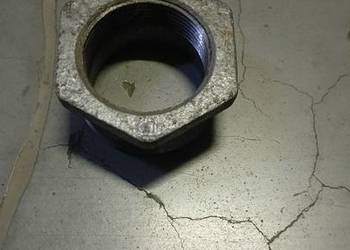 Redukcja żeliwna ocynkowana 2″ GZ × 1 ½″ GW – nowa