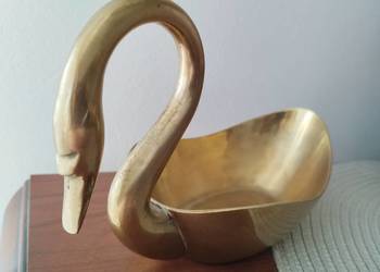 Łabędź z mosiądzu 18 cm