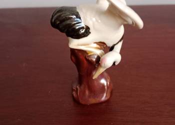 Porcelanowa figurka bocian