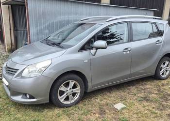 Toyota Verso 2.0 D-4D 140 KM • 7-osobowa • Gotowa do jazdy