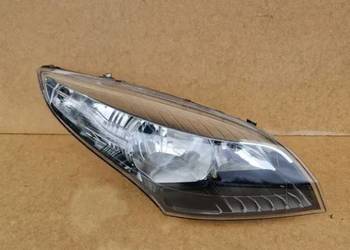 renault megane III lampa prawy przód 260101010r