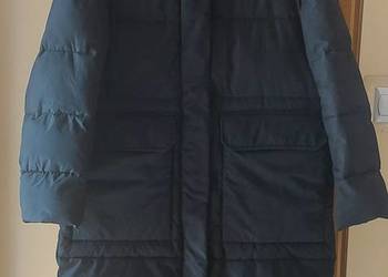 Czarny, zimowy płaszcz rozmiar M