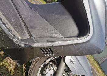 Burgman AN 400 K7 2007r. z kufrem centralnym. Burgman AN 400 K7 2007r. z kufrem centralnym.