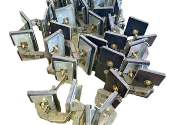 84145229 Elewator zbożowy 37 zgarniaczy CNH (Royal Tiger)