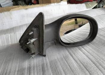 Renault Laguna  PP819070 LUSTERKO PRAWE