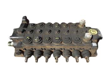 JCB 002456912 (Hydrocontrol 002456912) rozdzielacz hydrauliczny do JCB