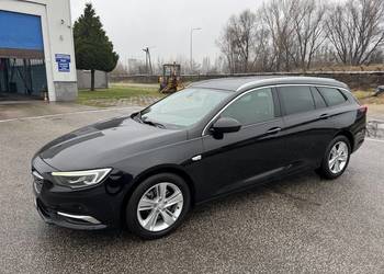 Opel Insignia 2.0 DIESEL Klimatronik Nawigacja Kamera Ledy Tempomat HAK