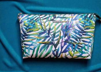 Duża wodoodporna kosmetyczka podróżna- Rękodzieło