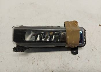 BMW G20 Lampa przeciwmgielna LED przód lewa 8089525