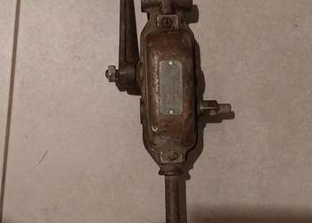 Wiertarka ręczna na korbkę działająca