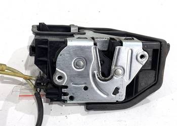 ZAMEK DRZWI PRAWY PRZÓD BMW F07 Hatchback 7229458 09-17