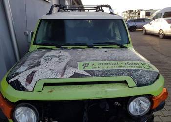 MASKA TOYOTA FJ CRUISER KOMPLETNA 2008