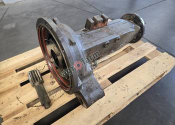 Zwolnica tylna, lewa Renault Ares 546 540 550