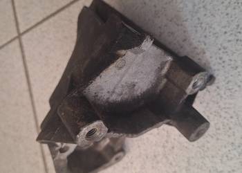 Wspornik silnika opel gm 90529613