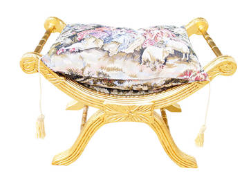 Złota pufka siedzisko barokowe scenka rodzajowa Złota pufka siedzisko barokowe scenka rodzajowa