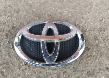 ZNACZEK EMBLEMAT TOYOTA AVENSIS T25 75301-05010