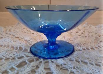 Szklana patera niebieska