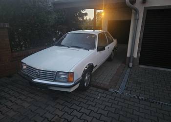 Opel Commodore 2.5  Berlina  cupe