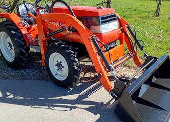 Ciągnik mini traktor ogrodniczy Kubota jak yanmar iseki nowy ładowacz Tur