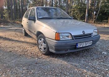 Opel Kadett 1.6 benzyna Automat