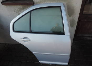 DRZWI PRAWY TYŁ VW BORA SEDAN