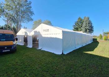 Namioty bankietowe na przyjęcia w ogrodzie