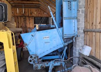 Kombajn Agromet ANNA Z644